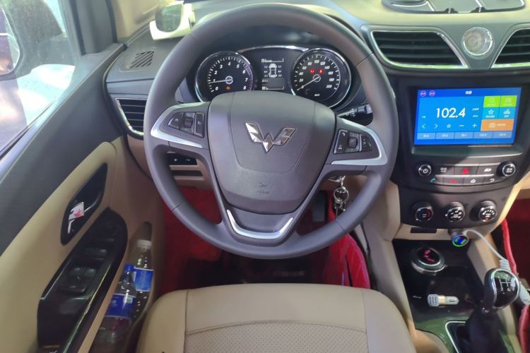 Used Wuling Hongguang 2016 1.5L S1 Deluxe Model China V-standard