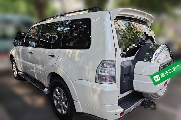 Used Mitsubishi Pajero 2014 3.0L Elite Upgrade Edition
