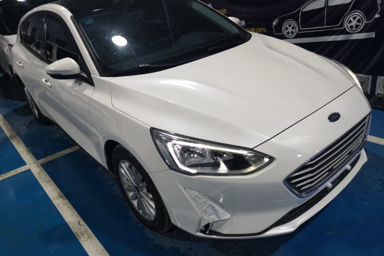 Used Ford Focus 2019 Hatchback EcoBoost 180 Automatic Trendy Model
