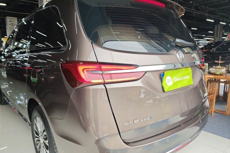 Used Buick GL8 2023 Land Executive Class Comfort Model Rear