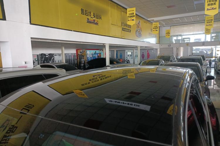 Used Li Auto L8 2023 Pro Model
