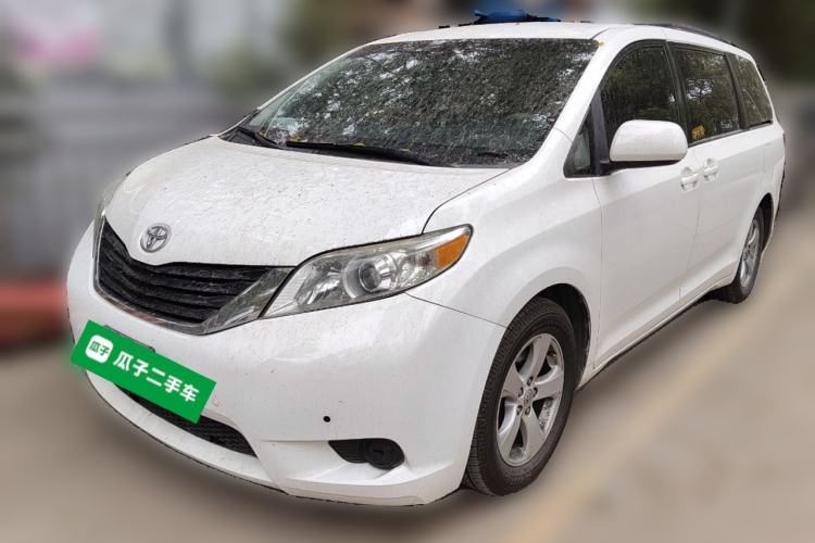 Used Toyota SIENNA