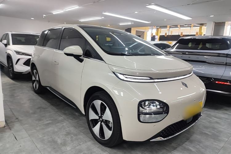 Used Baojun Cloud 2023 460 Max Lingxi Version
