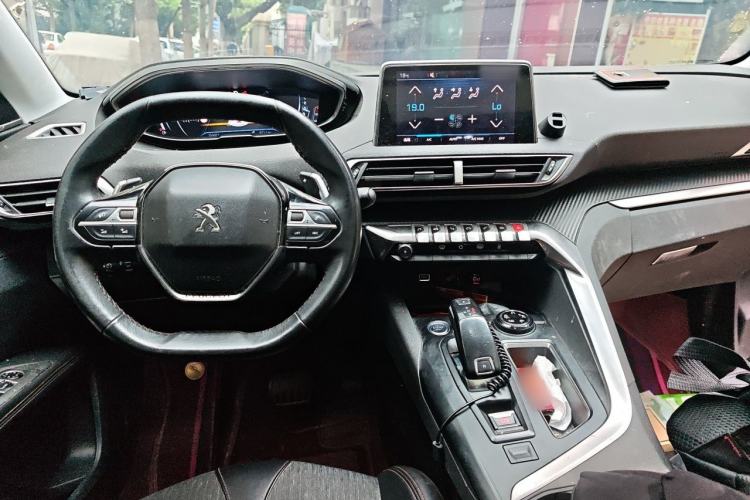 Used Peugeot 5008 2017 350THP 7-Seater Elite Edition
