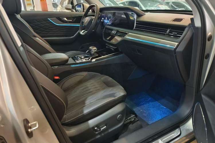 Used Hongqi HS5 2022 Revised Version 2.0T Smart Connect Flagship Edition