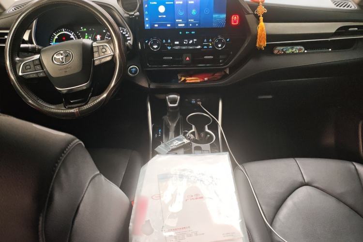 Used Toyota Highlander 2022 Dual-Engine 2.5L Four-Wheel Drive Prestige Version 7 Seats Center Console