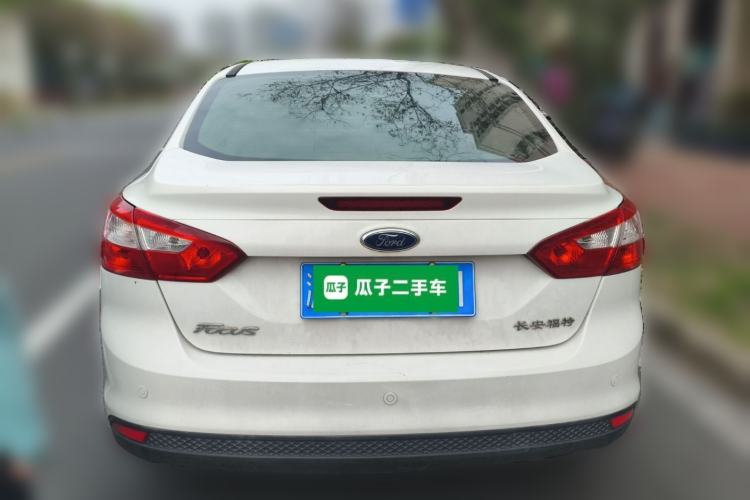 Used Ford Focus 2012 Sedan 1.6L Automatic Fashion Edition