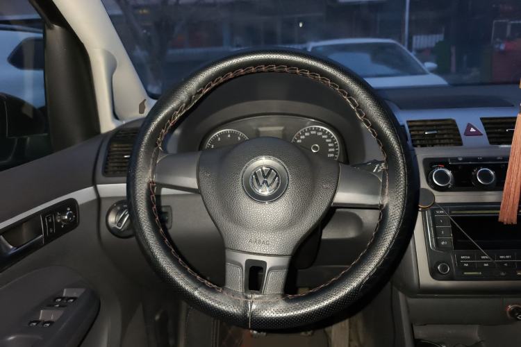 Used Volkswagen Touran 2013 1.4T Manual Comfort Edition 5-Seater