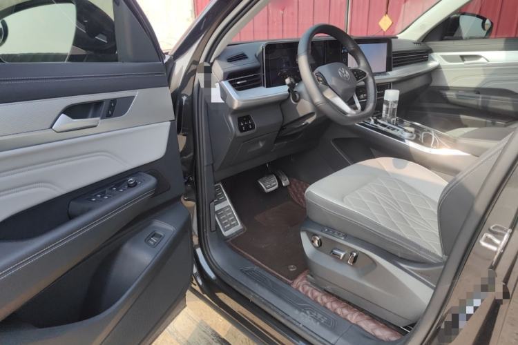 Used Volkswagen Tavendor 2023 380TSI Four-Wheel Drive R-Line Cruise Edition