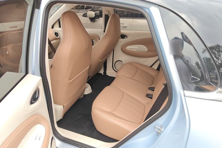Used Wuling Bingo 2025 410 km Lingxi Deluxe Edition Left Rear Seat
