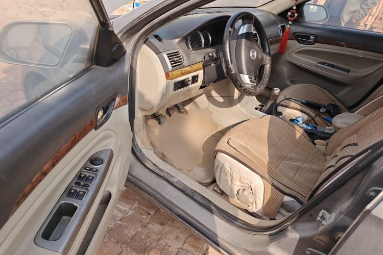 Used CHANGAN CX30 2012 Sedan 1.6L Manual Luxury Model
