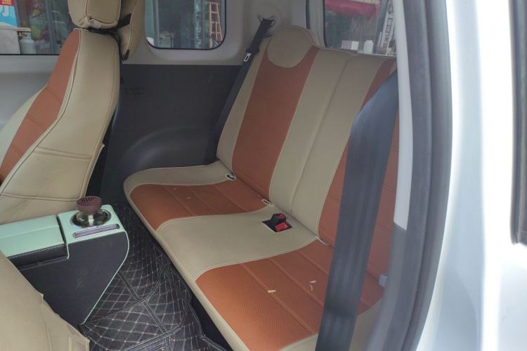 Used CHANGAN NEVO Lumin 2023 301km Honey Dew Edition
