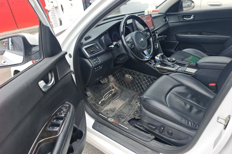 Used Kia K5 2016 2.0L Automatic LUX Driver Seat