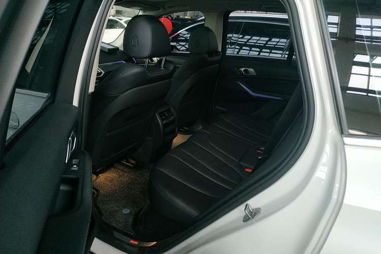 Used BMW X5 2019 xDrive40i M Sport Package
