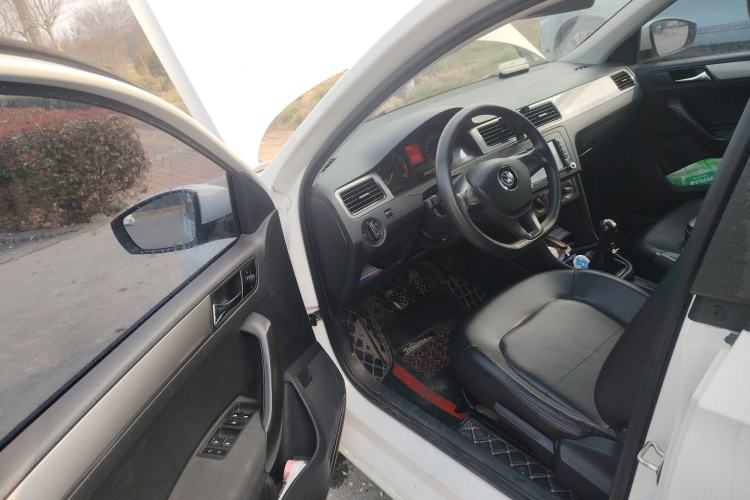 Used Volkswagen Santana 2015 HaoNa 1.6L Manual Fashion Edition