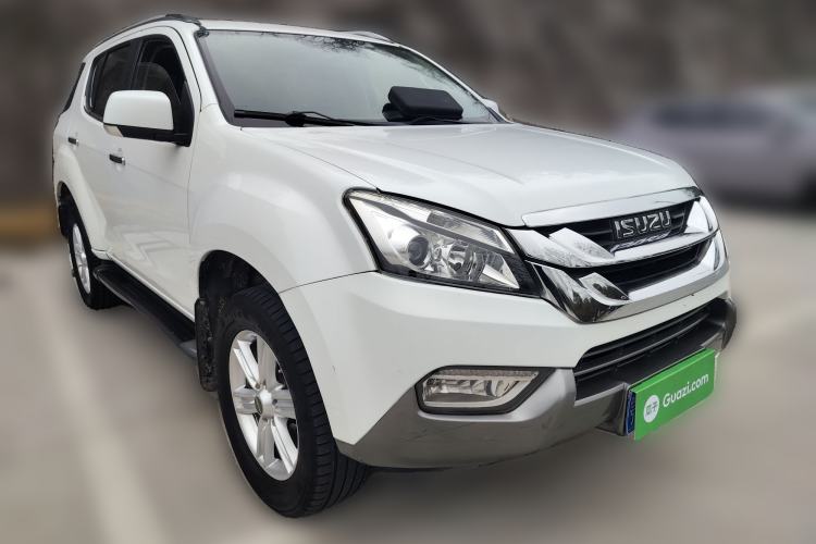 Used Isuzu mu-X 2017 2.5T Two-Wheel Drive Automatic Luxury Edition 5 Seats