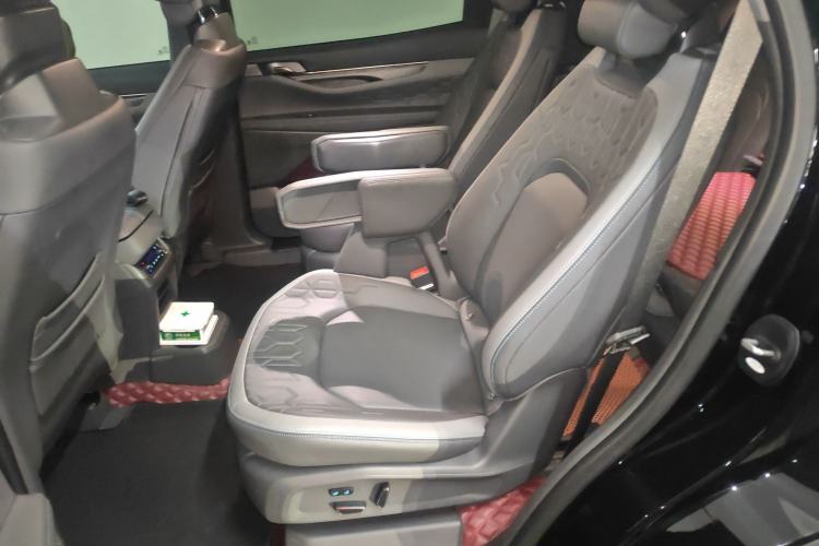 Used Ford Edge 2023 Ford Explorer L 2.0T EcoBoost E-Hybrid Two-Wheel Drive 7-Seater Luxury Model