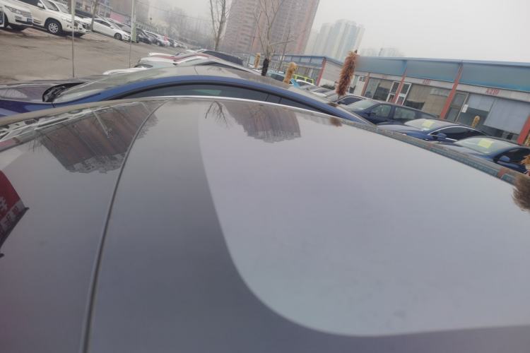 Used Tesla Model Y 2025 Long-Range All-Wheel-Drive Version
