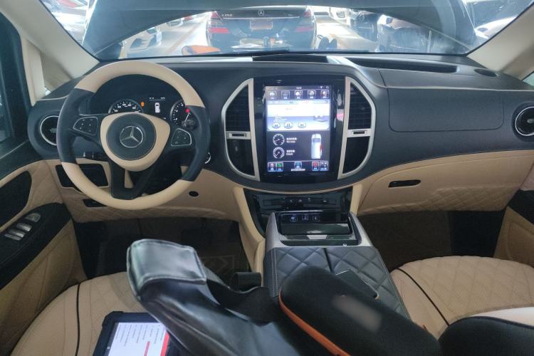 Used Mercedes-Benz Vito 2021 2.0T Elite Version 7 Seats