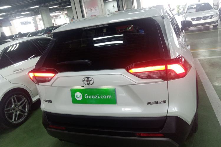 Used Toyota RAV4 2022 2.0L CVT Two-Wheel Drive Fashion Plus Edition