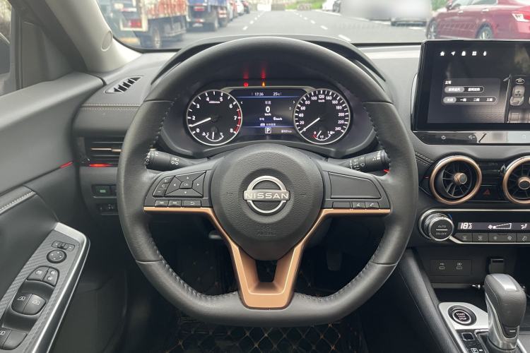 Used Nissan Sylphy 2023 1.6L CVT Black Gold Edition Interior 11