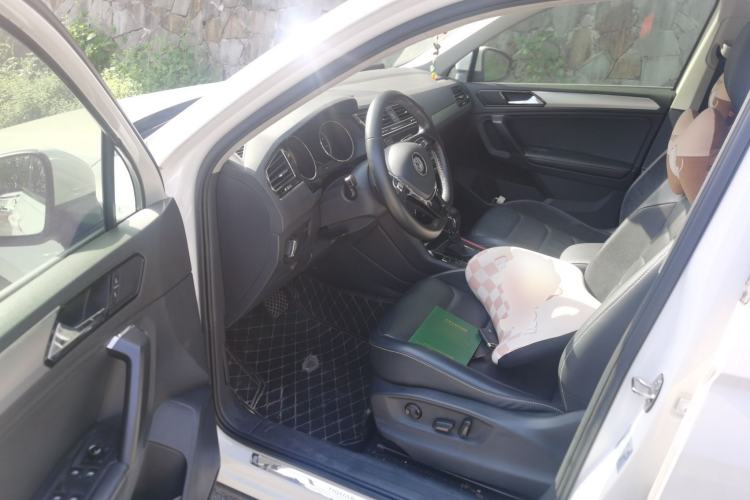 Used Volkswagen Tiguan L 2017 330TSI Automatic Two-Wheel Drive Luxury Edition Driver Seat