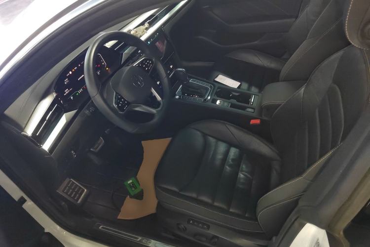 Used Volkswagen FAW-Volkswagen CC 2023 380TSI Striking Edition
