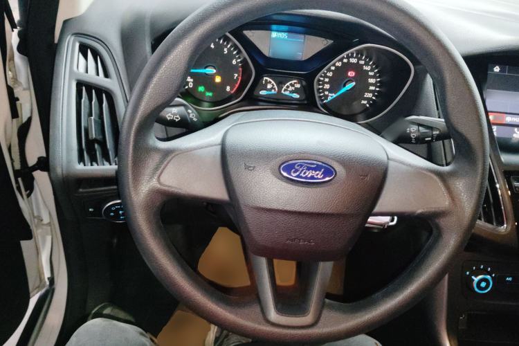 Used Ford Focus 2017 Hatchback 1.6L Automatic Comfort Plus SmartDrive Edition
