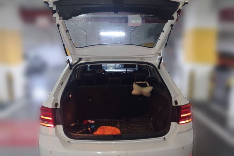 Used Volkswagen Santana 2017 Haval H9 1.6L Automatic Comfort Edition