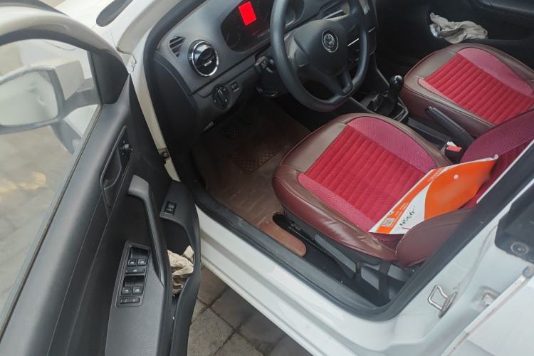 Used Volkswagen Jetta 2017 1.4L Manual Fashion Edition
