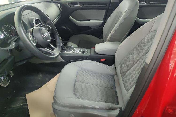 Used Audi A3 2019 Limousine 35 TFSI Fashion Edition China VI Emission Standard
