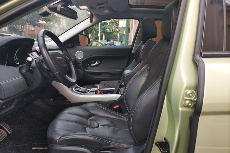 Used Land Rover Range Evoque 2013 2.2T 5-Door Diesel Edition Left Front Seat