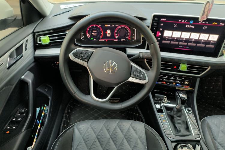 Used Volkswagen Sagitar 2023 300TSI DSG Excellence Edition