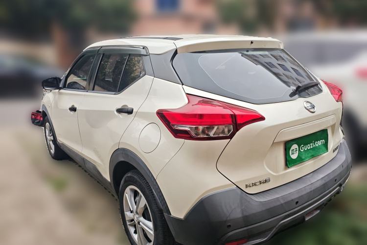 Used Nissan Kicks 2019 1.5L Manual Cool Edition