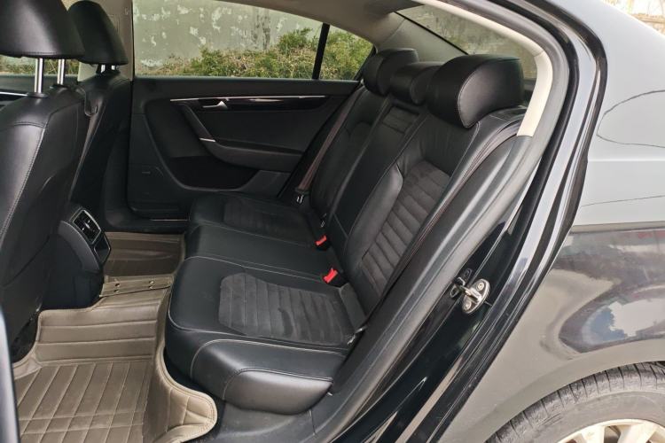 Used Volkswagen Magotan 2015 Facelift 1.8TSI Luxury Model Left Rear Seat