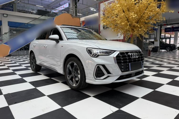 Used Audi Q3 2021 35 TFSI Progressive Dynamic Edition
