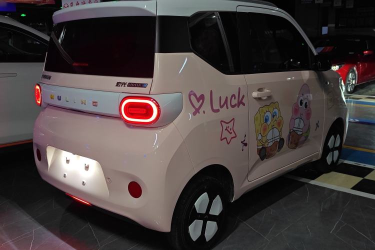 Used Wuling Hongguang MINIEV 2024 3rd Generation 215km Advanced Version
