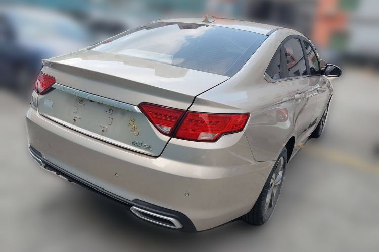 Used Geely Auto Emgrand GL 2017 1.8L Manual Elite Model
