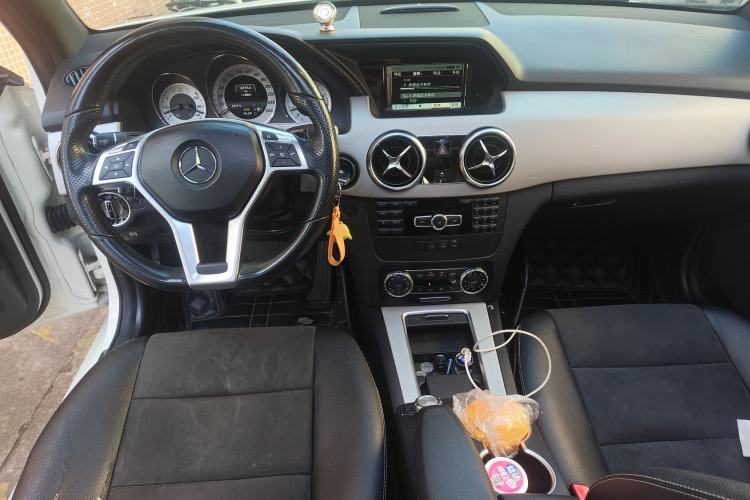 Used Mercedes-Benz GLK-Class 2015 GLK 260 4MATIC Dynamic Edition Ultimate Version
