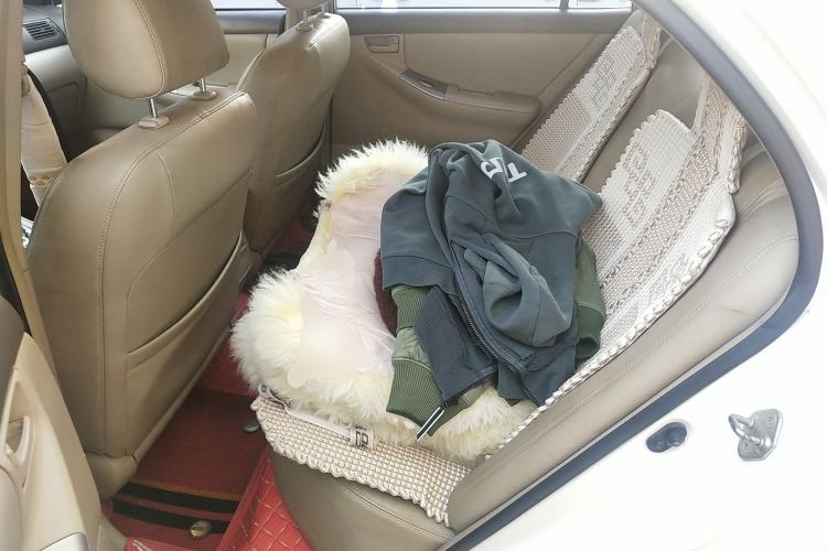 Used Toyota Corolla EX 2011 1.6L Automatic Luxury Edition
