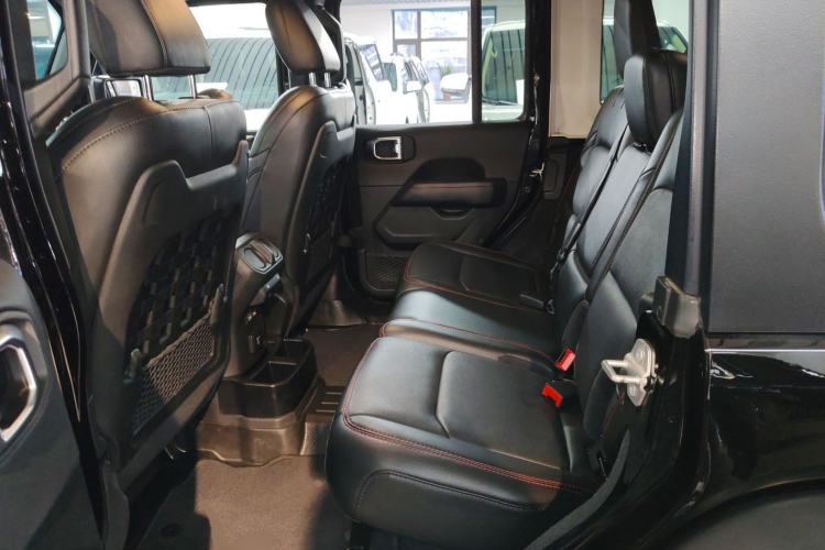 Used Jeep Wrangler 2021 2.0T Robin Hood Four-Door Edition
