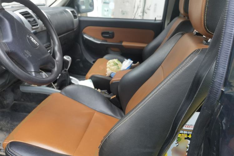 Used JMC Baodian 2018 2.9T New Value-Packed Two-Wheel-Drive Diesel Comfort Version with Extended Cargo Bed – JX4D30B5L
