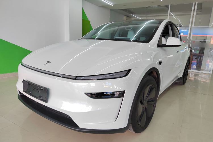 Used Tesla Model Y 2025 Rear-Wheel-Drive Version