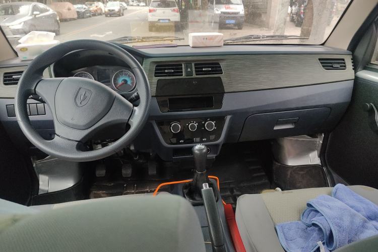 Used Jinbei Hiace X30 2024 1.5L Champion Edition Passenger Vehicle 5/6/7 Seats
