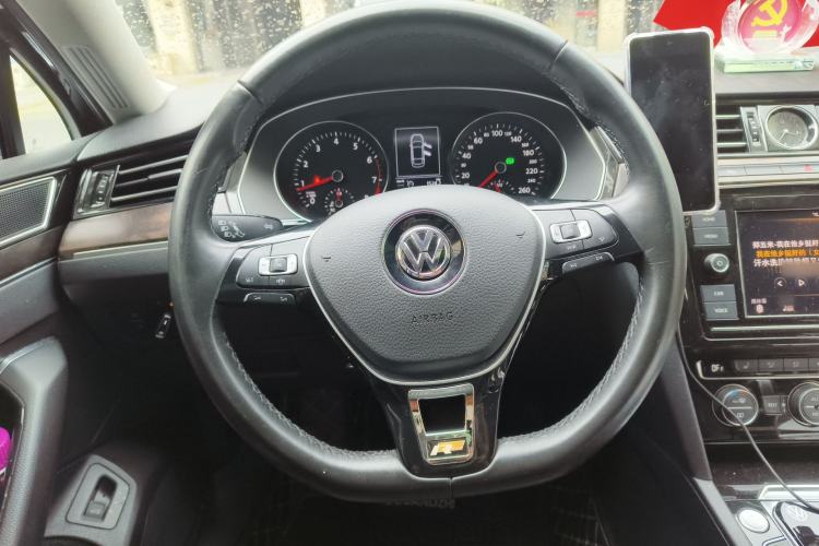 Used Volkswagen Magotan 2019 330TSI DSG Luxury Version China VI Standard
