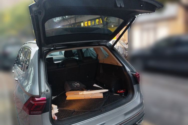 Used Volkswagen Tiguan L New Energy 2022 430 PHEV Plug-in Hybrid Prestige Edition Trunk