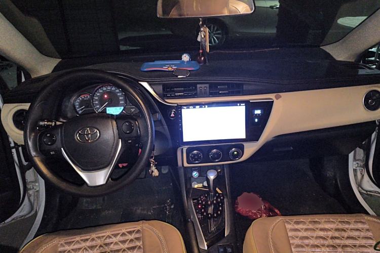 Used Toyota Levin 2017 Revised 185T CVT Elite Edition China V Standard Center Console