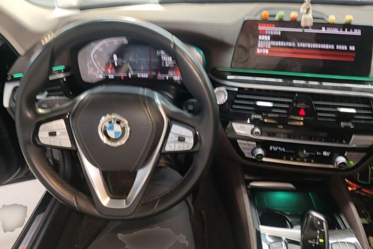 Used BMW 5 Series 2020 525Li Luxury Package
