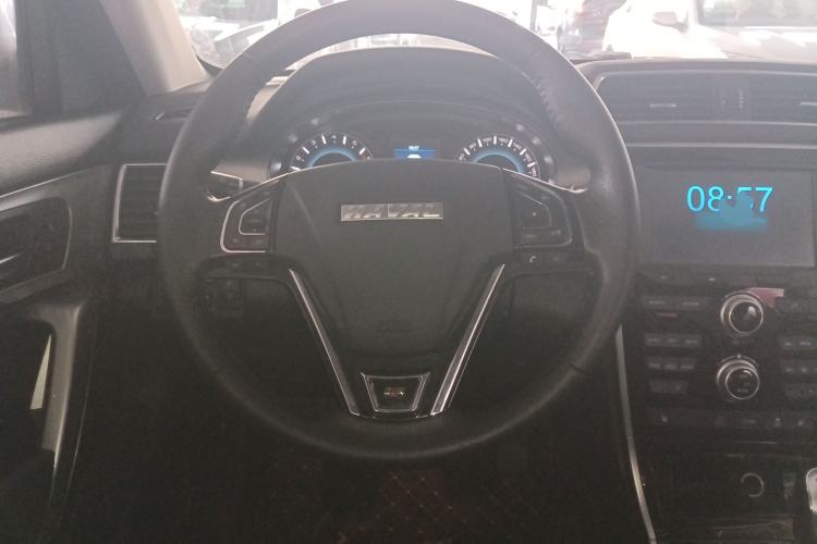 Used Haval H2 2017 Red-Label 1.5T Manual Two-Wheel Drive Luxury Model