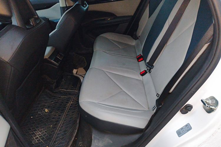 Used Changan UNI-V iDD 2023 ZhiDian iDD 1.5T 113km Smart & Fun Version
